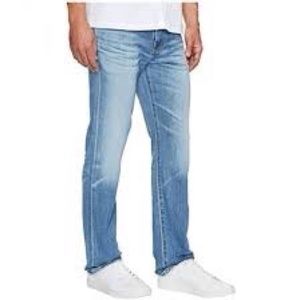 [SOLD] Ag The Graduate Tailored Leg Light Wash 36